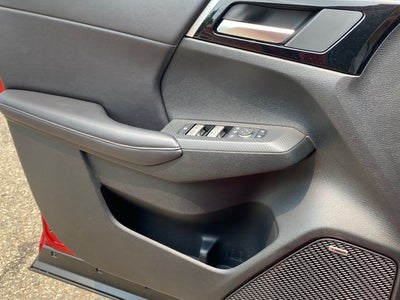 2026 Mitsubishi Outlander PHEV SE