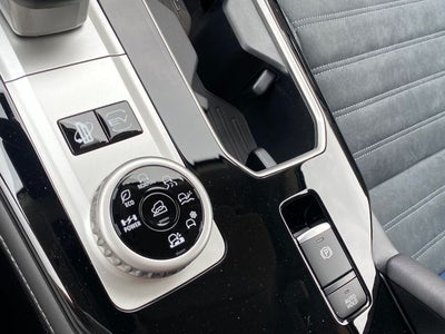 2026 Mitsubishi Outlander PHEV SE