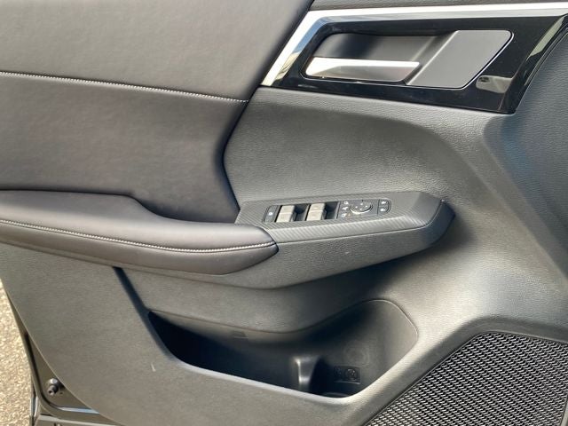 2025 Mitsubishi Outlander PHEV SE