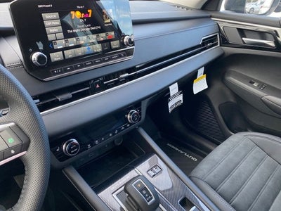 2025 Mitsubishi Outlander PHEV SE