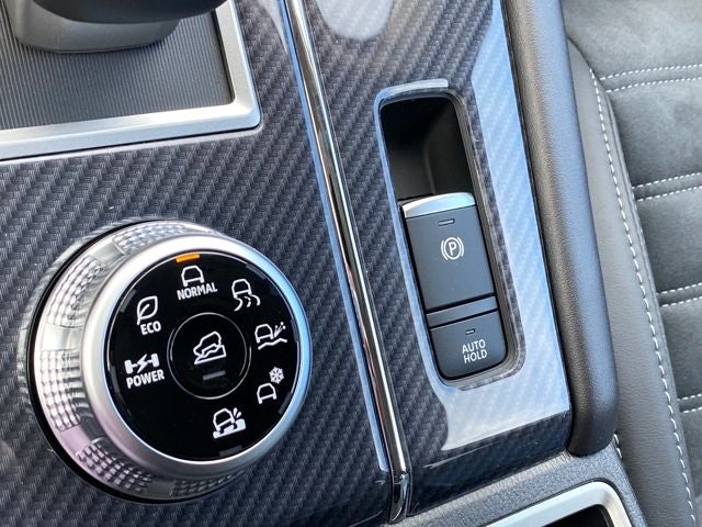 2025 Mitsubishi Outlander PHEV SE