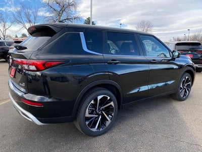 2025 Mitsubishi Outlander PHEV SE