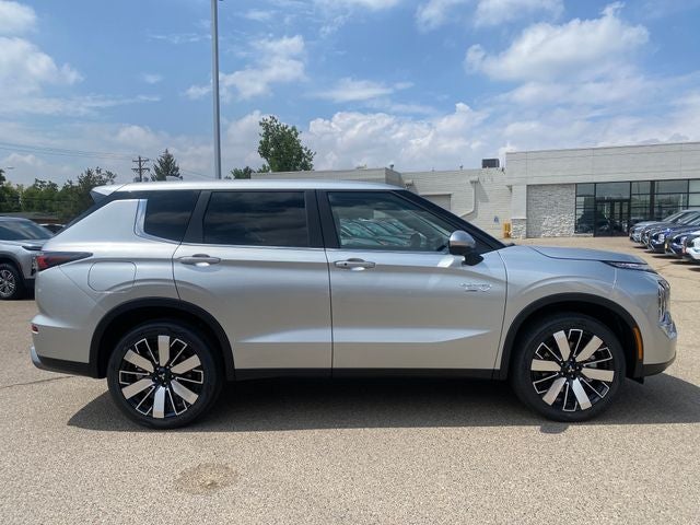 2026 Mitsubishi Outlander PHEV SE