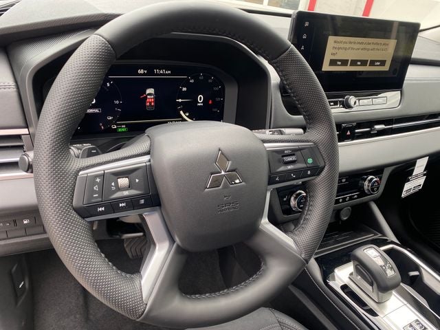 2026 Mitsubishi Outlander PHEV SE