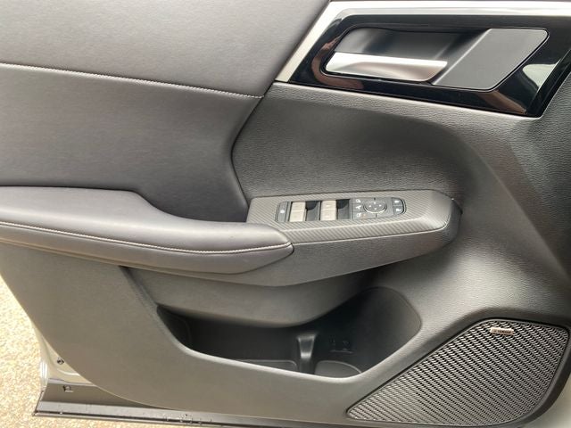 2026 Mitsubishi Outlander PHEV SE