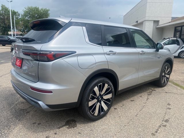 2026 Mitsubishi Outlander PHEV SE