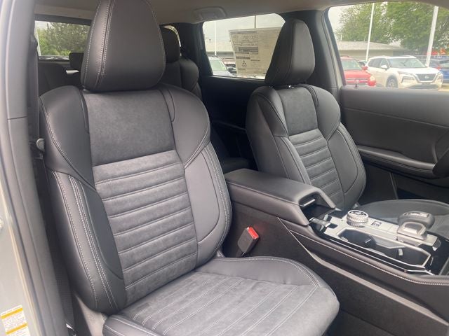 2026 Mitsubishi Outlander PHEV SE