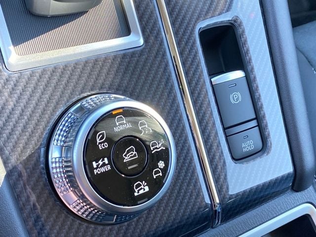 2025 Mitsubishi Outlander PHEV SE