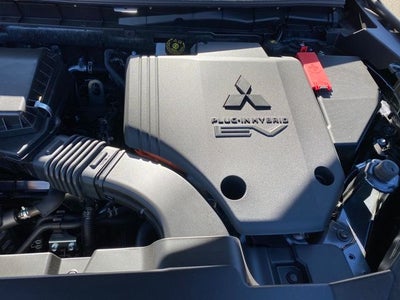 2025 Mitsubishi Outlander PHEV SE