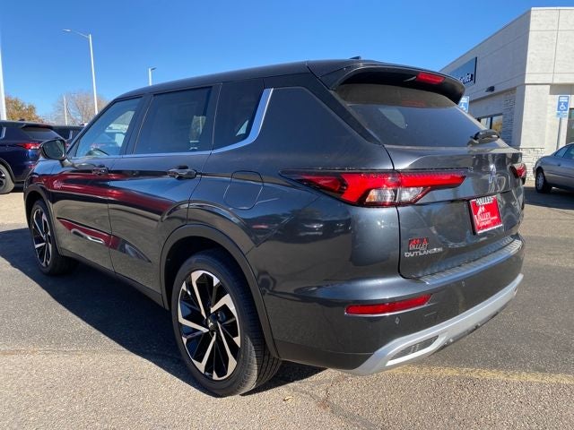 2025 Mitsubishi Outlander PHEV SE