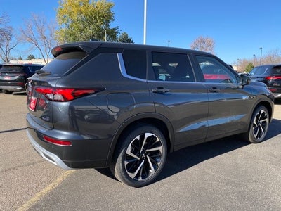 2025 Mitsubishi Outlander PHEV SE