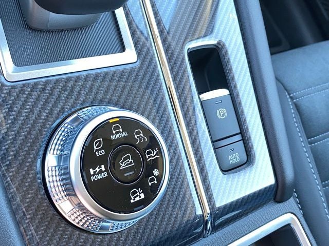 2025 Mitsubishi Outlander PHEV SE