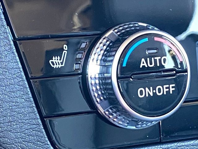 2025 Mitsubishi Outlander PHEV SE