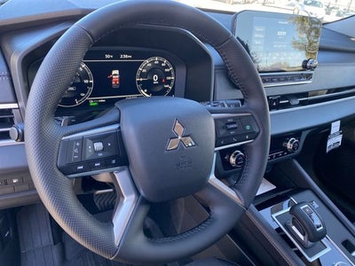 2025 Mitsubishi Outlander PHEV SE