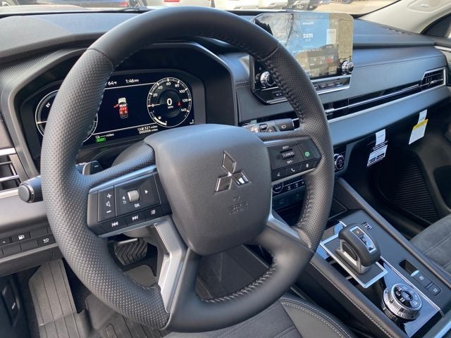 2025 Mitsubishi Outlander PHEV SE