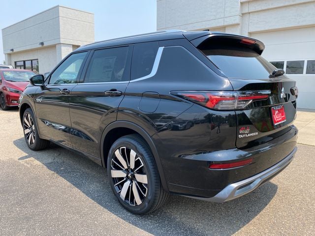 2026 Mitsubishi Outlander PHEV SEL