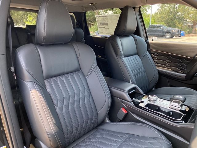 2026 Mitsubishi Outlander PHEV SEL