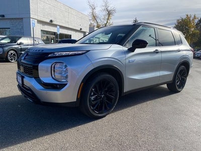2025 Mitsubishi Outlander PHEV SEL Black Edition