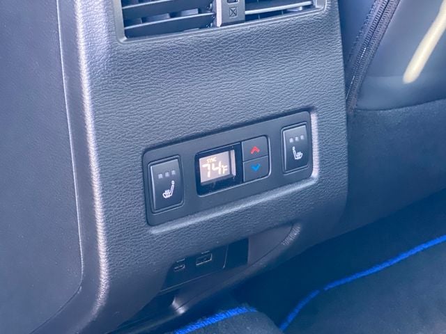 2025 Mitsubishi Outlander PHEV SEL Black Edition