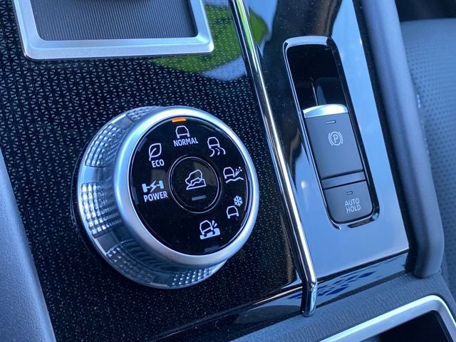 2025 Mitsubishi Outlander PHEV SEL Black Edition