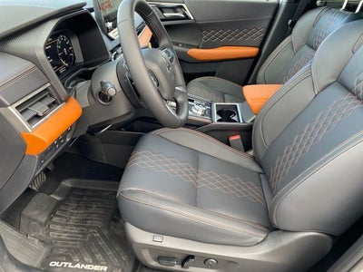 2025 Mitsubishi Outlander PHEV SEL