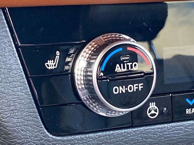 2025 Mitsubishi Outlander PHEV SEL