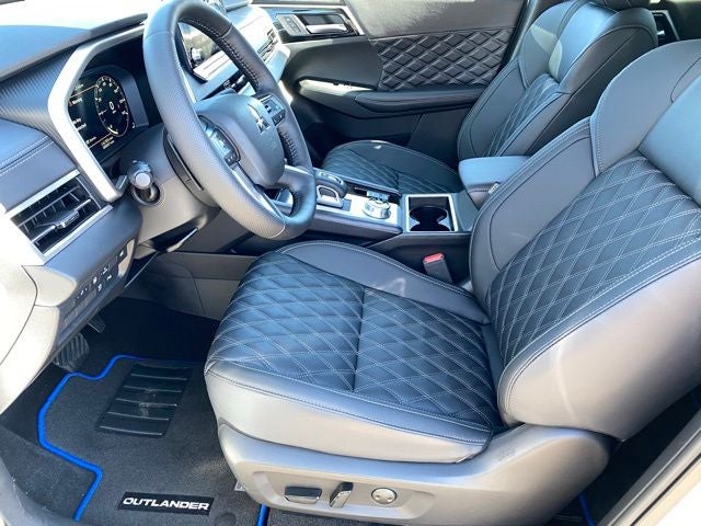 2025 Mitsubishi Outlander PHEV SEL