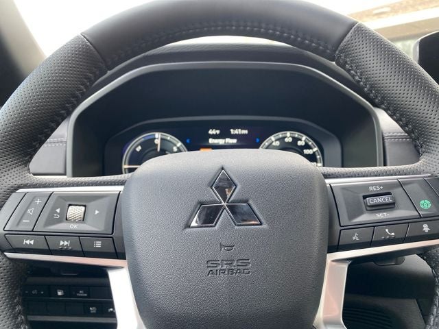 2025 Mitsubishi Outlander PHEV SEL Black Edition