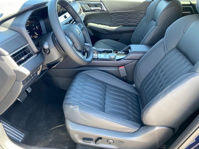 2026 Mitsubishi Outlander PHEV SEL