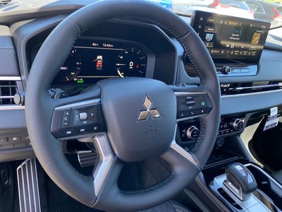 2026 Mitsubishi Outlander PHEV SEL