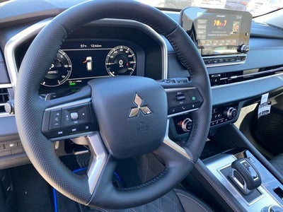 2025 Mitsubishi Outlander PHEV SEL