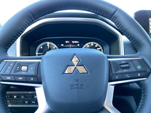 2025 Mitsubishi Outlander PHEV SEL