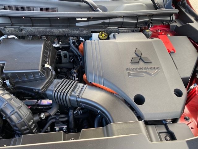 2025 Mitsubishi Outlander PHEV SEL