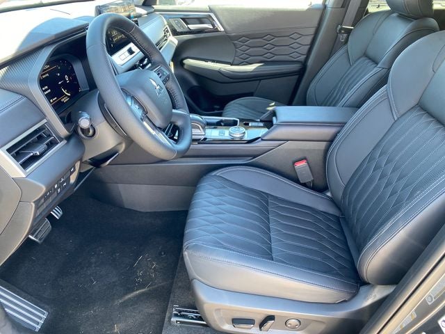 2026 Mitsubishi Outlander PHEV SEL