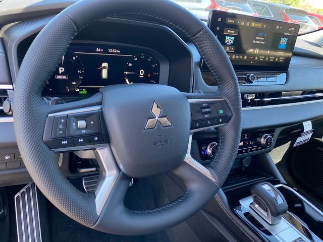 2026 Mitsubishi Outlander PHEV SEL