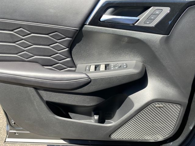 2026 Mitsubishi Outlander PHEV SEL