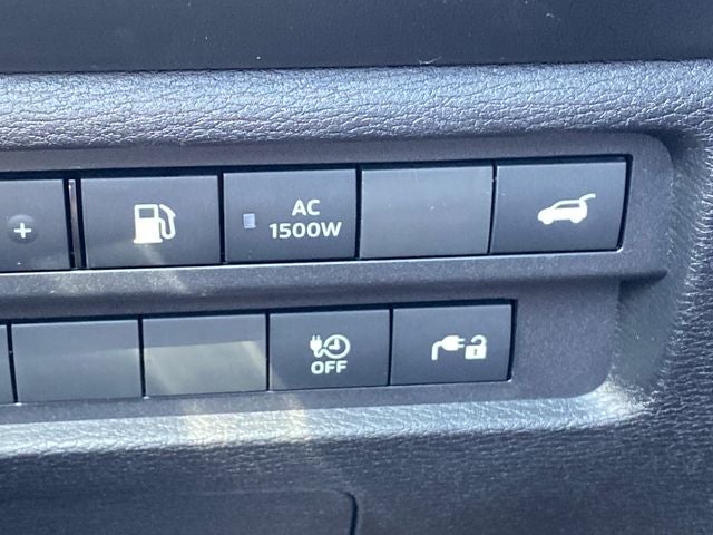 2026 Mitsubishi Outlander PHEV SEL