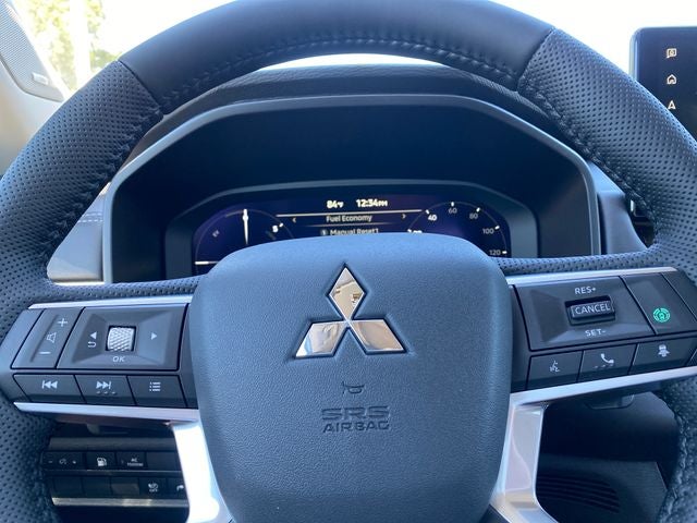 2026 Mitsubishi Outlander PHEV SEL