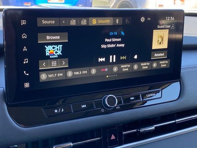 2026 Mitsubishi Outlander PHEV SEL