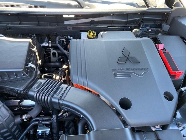 2026 Mitsubishi Outlander PHEV SEL