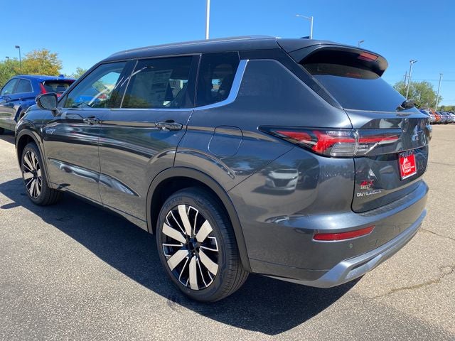 2026 Mitsubishi Outlander PHEV SEL