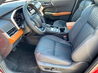 2025 Mitsubishi Outlander PHEV SEL