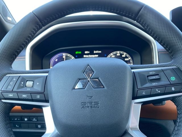 2025 Mitsubishi Outlander PHEV SEL