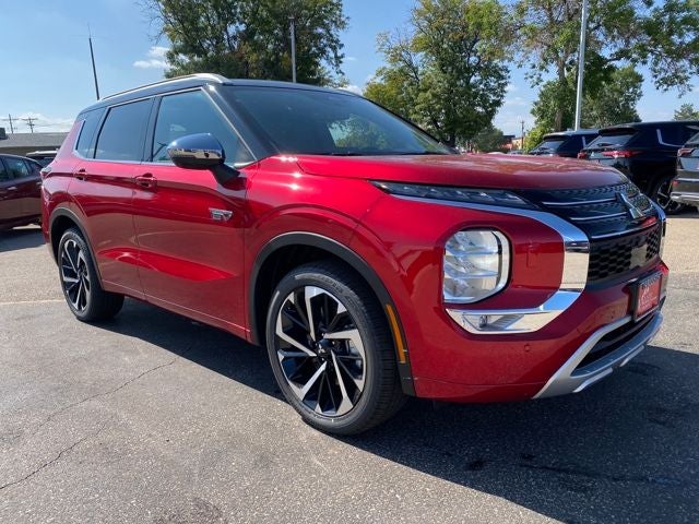 2025 Mitsubishi Outlander PHEV SEL
