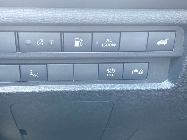 2026 Mitsubishi Outlander PHEV Base