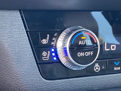 2026 Mitsubishi Outlander PHEV Base