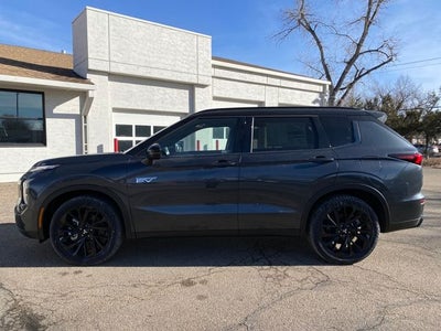 2025 Mitsubishi Outlander PHEV SEL Black Edition