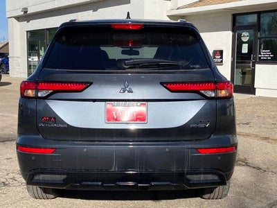 2025 Mitsubishi Outlander PHEV SEL Black Edition
