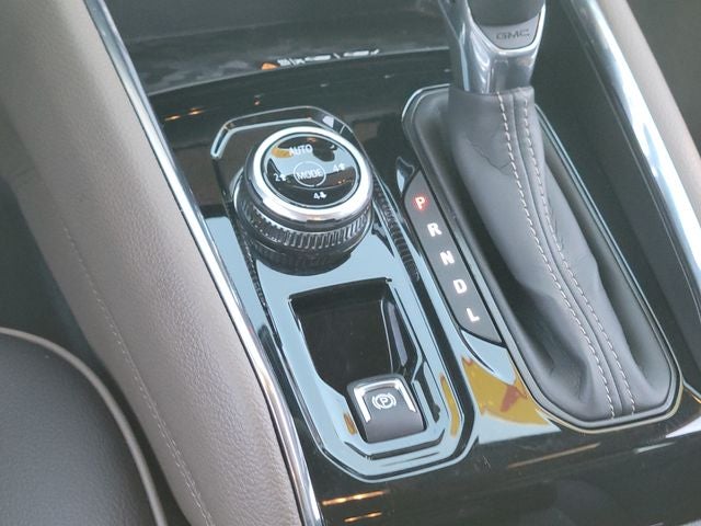 2024 GMC Canyon Denali