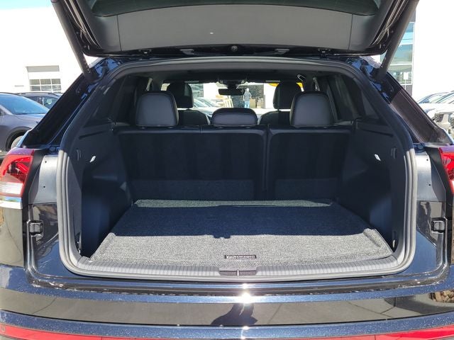 2024 Volkswagen Atlas Cross Sport 2.0T SEL R-Line